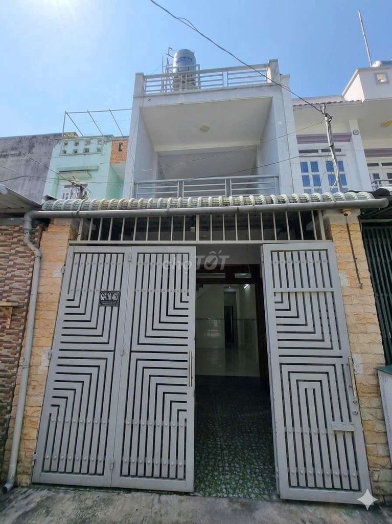 Bán nhà đẹp đường Hà Huy giáp 