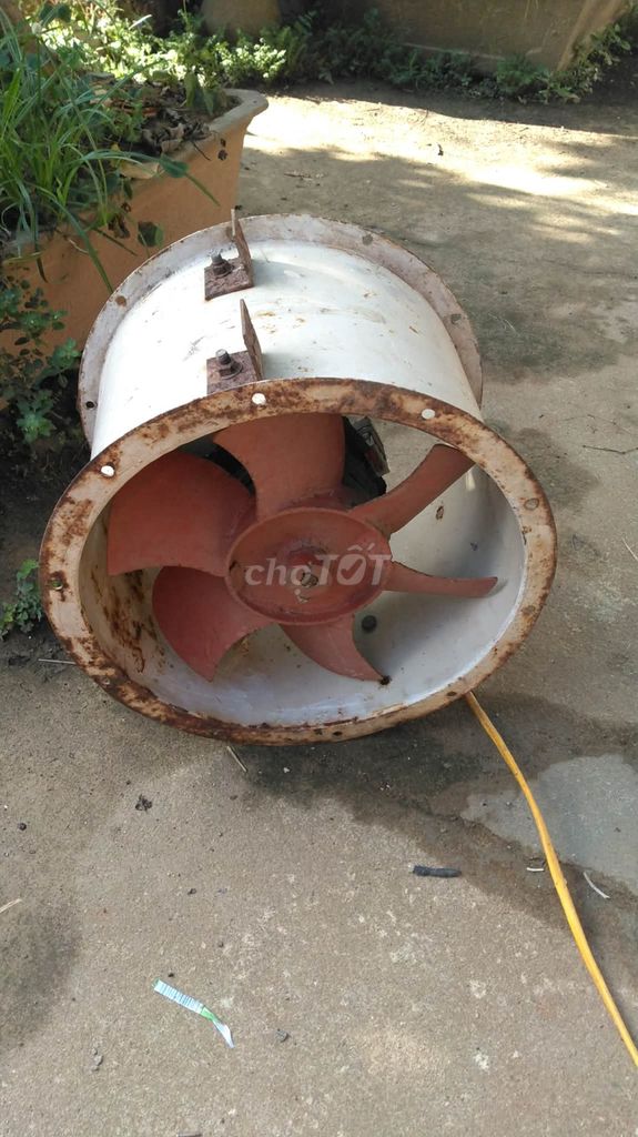 Quạt hút thổi Kim loại Trắng, Đỏ. Mua bán Quạt tại Thành phố Huế Thừa Thiên Huế được đăng bởi Phạm Văn Thịnh hình 1
