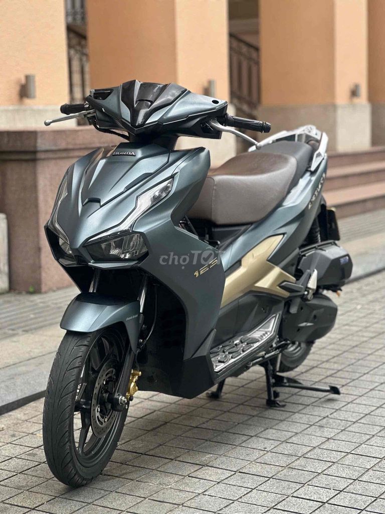 Хонда Эйр Блэйд 125 2024 Серый 11000 км