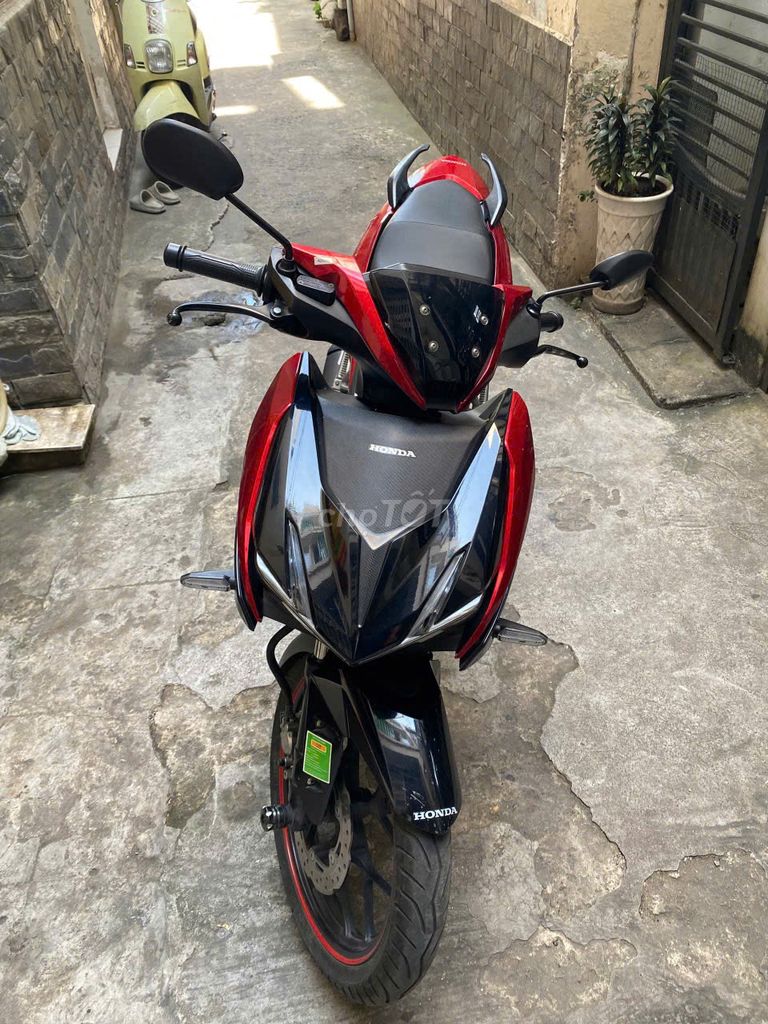 Honda Winner X Đỏ đen 1300km Đã sử dụng. Mua bán Xe máy tại Quận Bình Thạnh Tp Hồ Chí Minh được đăng bởi Minh Như hình 2