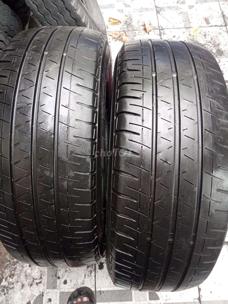 Yocohama 235/65r16