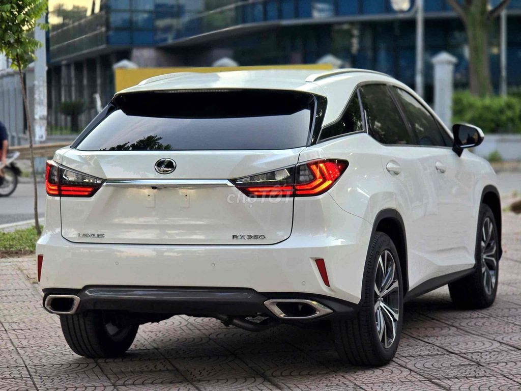 Lexus RX 350 2018 Белый 75000 км
