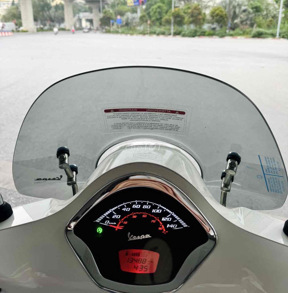 Chính chủ bán vespa gts 125 2017. Mua bán Xe máy tại Quận Cầu Giấy Hà Nội được đăng bởi Nguyễn việt  hình 8