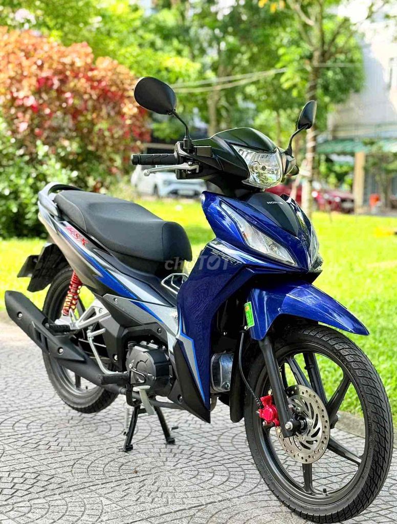 Wave Rsx dki 8.2025 siêu mới như hãng dắt ra. Mua bán Xe máy tại Quận Sơn Trà Đà Nẵng được đăng bởi AN  chuyên mua bán xe máy cũ tại 386 ngô quyền sơn trà đà nẵng  BÁN XE TRẢ GÓP hình 5