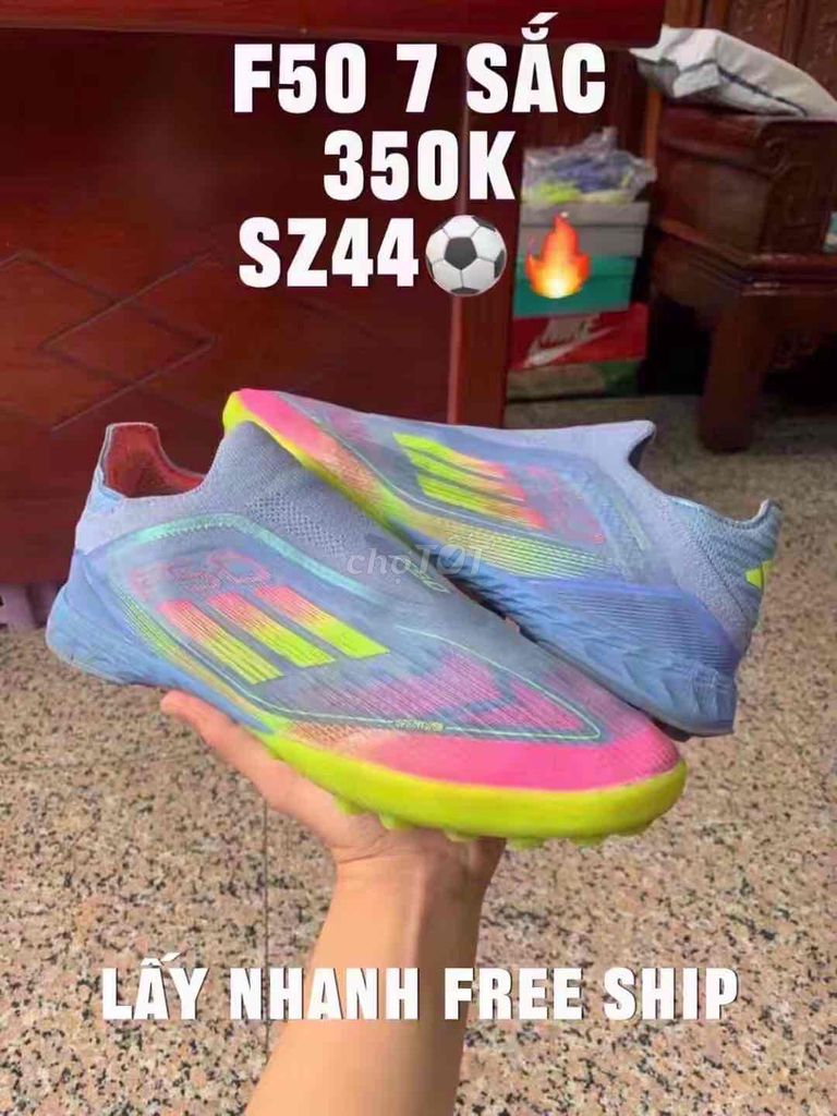 Giày đá bóng F50 Nam size 44. Mua bán Đồ thể thao, Dã ngoại tại Thành phố Móng Cái Quảng Ninh được đăng bởi hưng dz hình 1