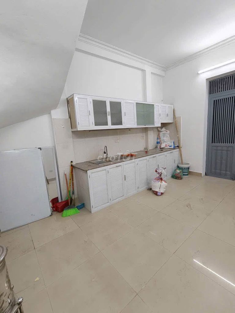 Cho thuê nhà riêng 40m*4 tầng ngõ 115 Núi Trúc, Ba Đình - ảnh 4