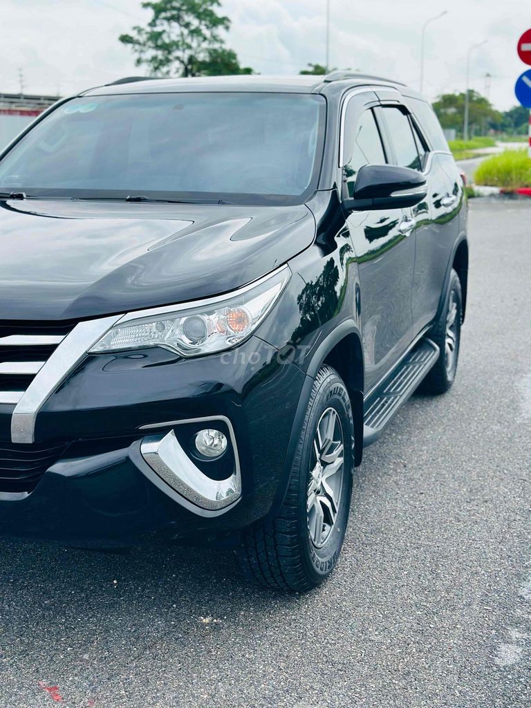 Toyota Fortuner 2017 2.7V 4x2 AT. Mua bán Ô tô tại Huyện Sóc Sơn Hà Nội được đăng bởi AUTO VĨNH CƯỜNG hình 4