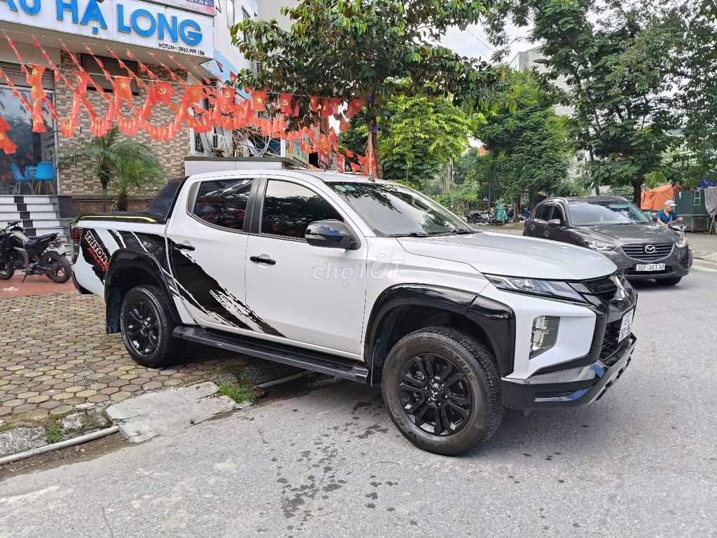 Triton GLS mivec athletes số tự động 1 cầu 2021. Mua bán Ô tô tại Huyện Thanh Trì Hà Nội được đăng bởi Chuyên mua bán xe Bán Tải Lướt  hình 1