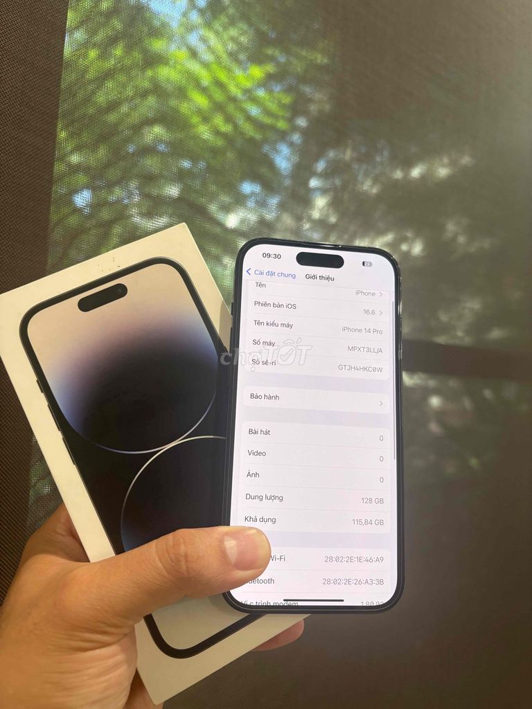 iPhone 14 pro 128gb đen Mỹ fullbox zin áp ios 16. Mua bán Điện thoại tại Quận Đống Đa Hà Nội được đăng bởi Đức hình 1