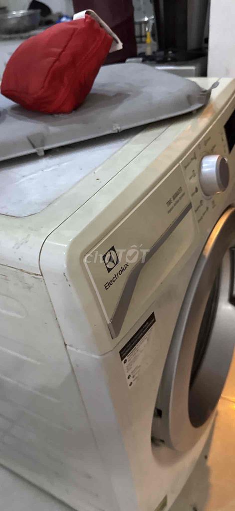Đi Mỹ, bán Electrolux ngang Inverter L 9KG