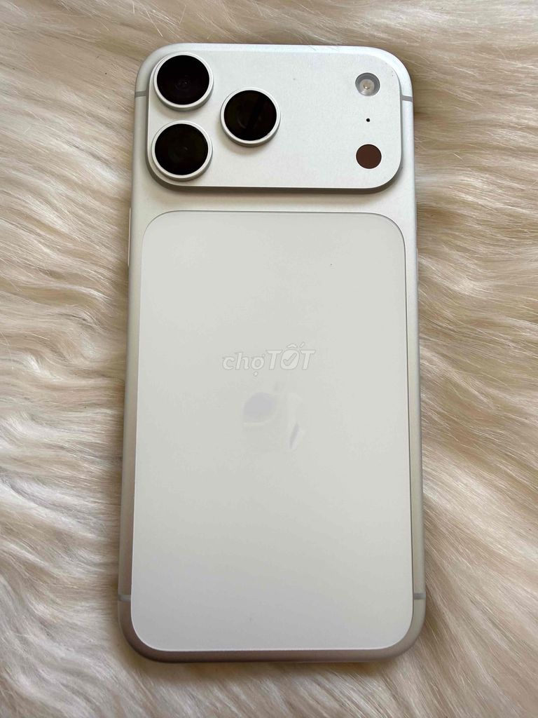 iPhone 17 Pro Max 256GB Trắng. Mua bán Điện thoại tại Huyện Nhơn Trạch Đồng Nai được đăng bởi Lê cường mobile hình 1