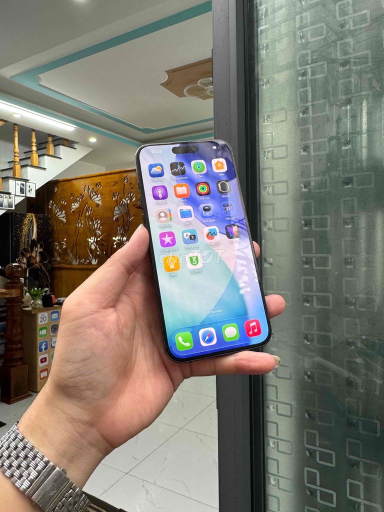 Apple iPhone 15 Pro Max 256GB Xanh 84%. Mua bán Điện thoại tại Thành phố Vũng Tàu Bà Rịa - Vũng Tàu được đăng bởi BINHHYK  hình 1
