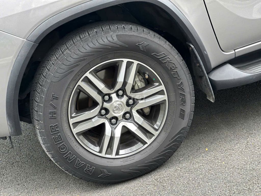 FORTUNER 2018 SỐ SÀN MÁY DẦU NHẬP KHẨU GIÁ CỰC Rẻ. Mua bán Ô tô tại Quận 7 Tp Hồ Chí Minh được đăng bởi USED CARS TRUNG KIÊN hình 4