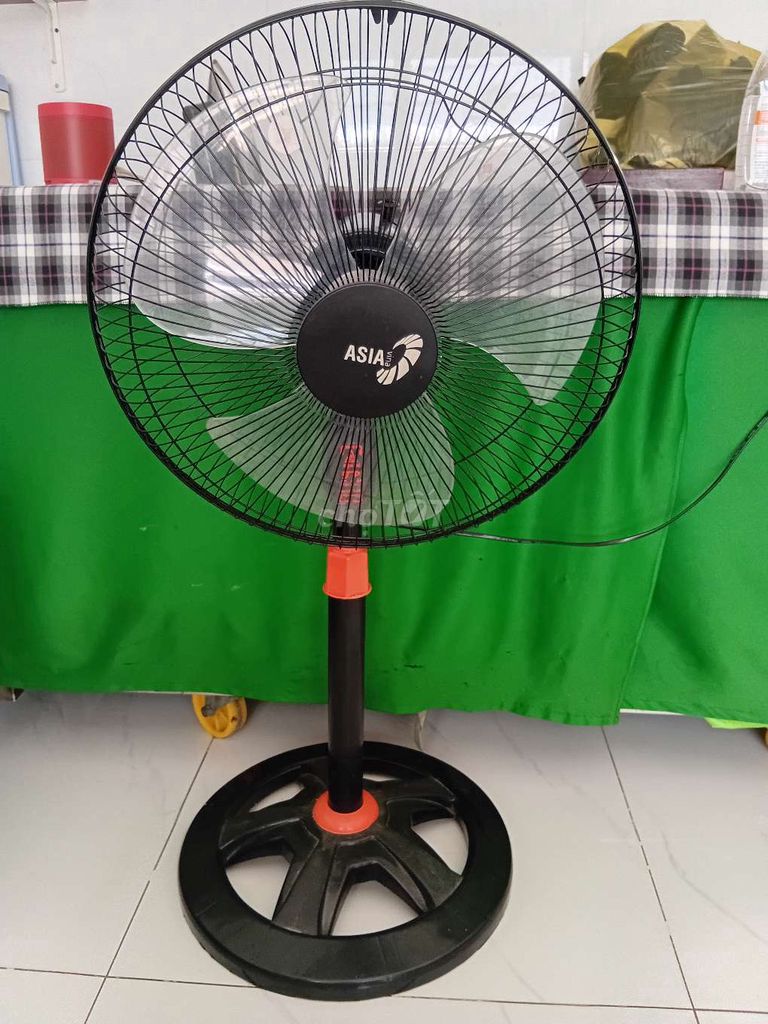 Quạt đứng Asia Dây đồng Đen chạy êm. Mua bán Quạt tại Quận Ninh Kiều Cần Thơ được đăng bởi  điện lạnh milu hình 1