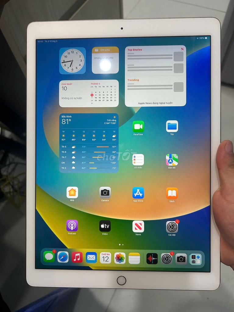 Ipad pro 12.9 32GB Wif. Máy hoạt động tốt full PK . Mua bán Máy tính bảng tại Quận Hai Bà Trưng Hà Nội được đăng bởi Đỗ Trung Hiếu hình 1