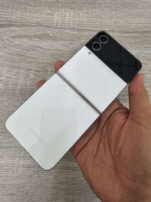Samsung Galaxy Z Flip4 256GB Trắng 99%