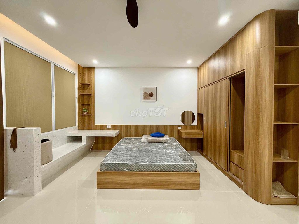 Spacious 3-storey family house in Nam Việt Á — photo 6