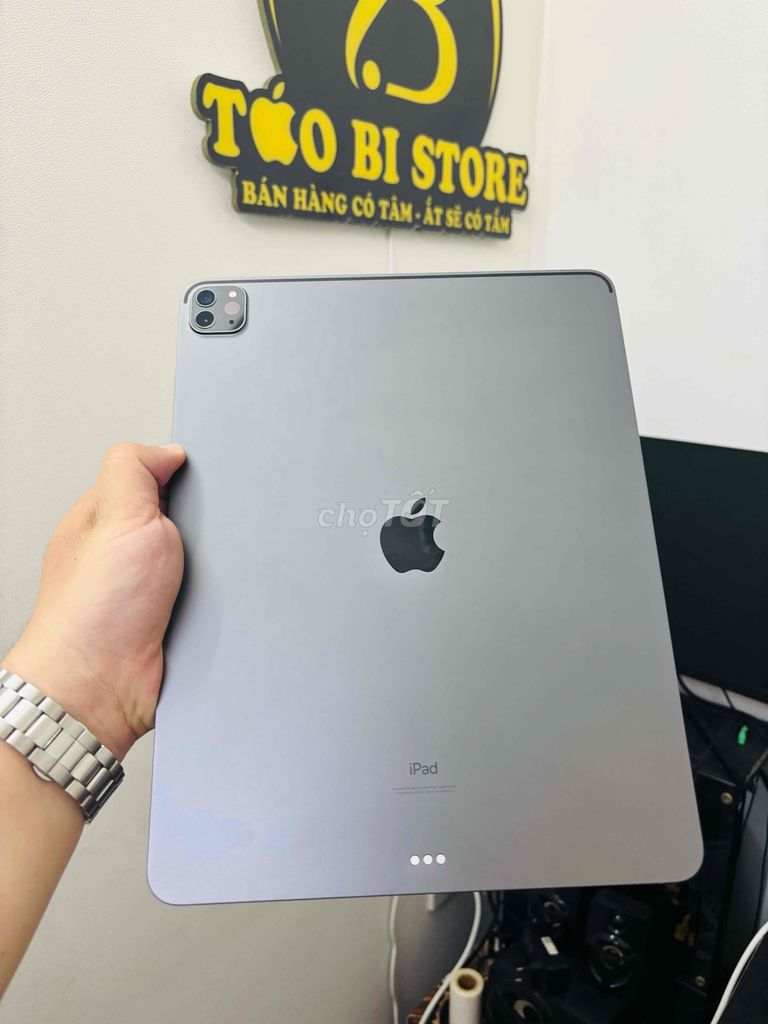 IPAD PRO M1 12.9" 256Gb Wifi Zin đẹp cận 99%