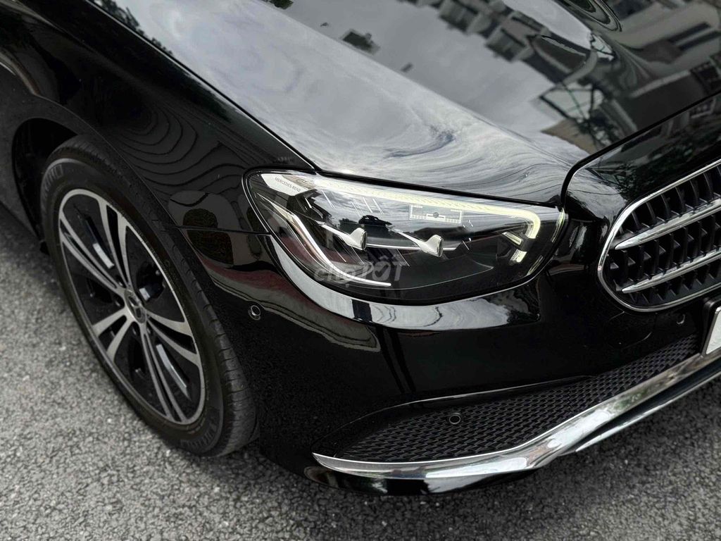 Mercedes Benz E180 model 2022 1 chủ. Mua bán Ô tô tại Quận 8 Tp Hồ Chí Minh được đăng bởi Khoa nguyễn hình 4