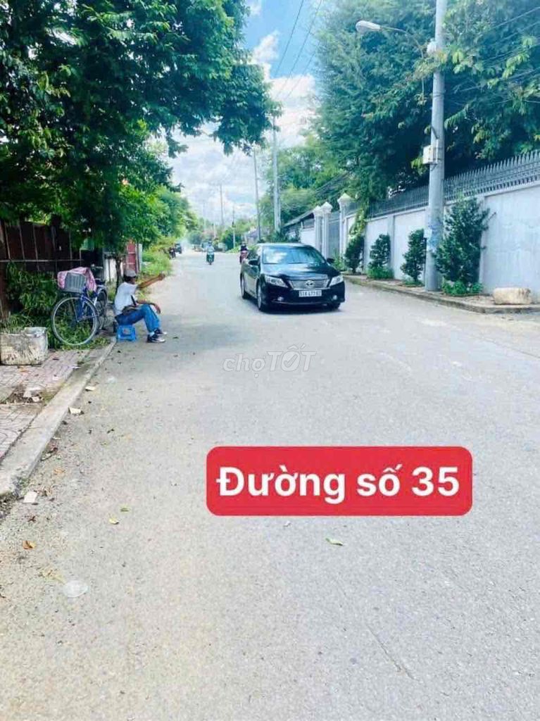 RẺ NHẤT Q9 LÚC NÀY 🔥 Đất hiện hữu đường 9m  👉Đất hẻm 1/ đường 35, Nguy. Mua bán đất tại Thành phố Thủ Đức Tp Hồ Chí Minh được đăng bởi Nhân Quận Chín hình 3
