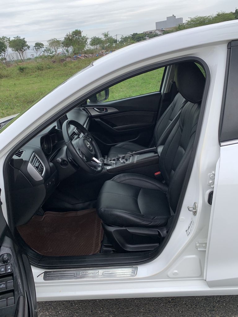 Mazda3 ĐKý cuối 2017,1 Chủ BiểnTrắng,bản Face Lift. Mua bán Ô tô tại Huyện Hòa Vang Đà Nẵng được đăng bởi Mỹ Linh hình 16