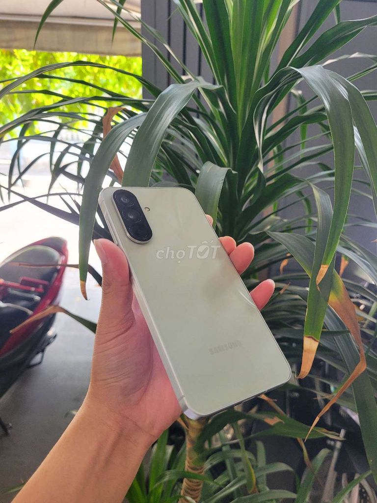 Galaxy A56 8/256GB Chính Hãng. Mua bán Điện thoại tại Quận Gò Vấp Tp Hồ Chí Minh được đăng bởi Vinh Nio hình 1
