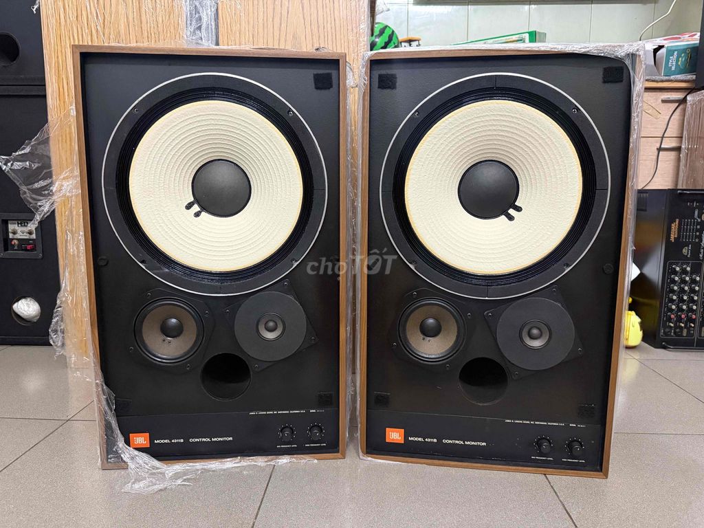 Loa JBL 4311B Control Monitor Bass 30. Mua bán Tivi, Âm thanh tại Quận 11 Tp Hồ Chí Minh được đăng bởi Quyền hình 1