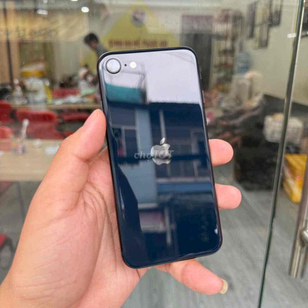 Apple iPhone SE 2020 Đen Đã thay pin. Mua bán Điện thoại tại Thành phố Thủ Đức Tp Hồ Chí Minh được đăng bởi Trọng châu hình 1