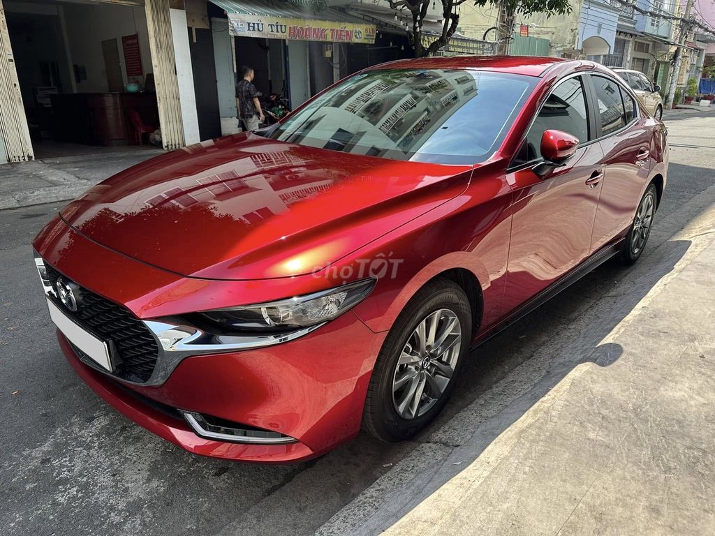Mazda 3 2025 at luxury màu đỏ, odo 18.000 km. Mua bán Ô tô tại Quận Gò Vấp Tp Hồ Chí Minh được đăng bởi Xuân Trường hình 2