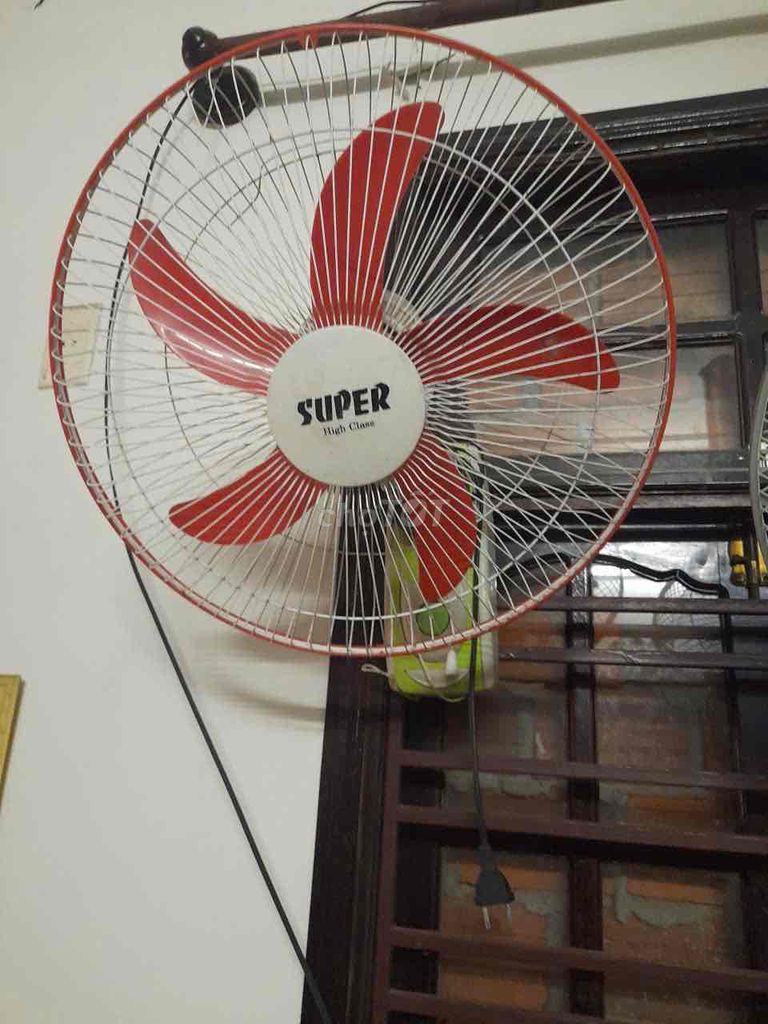 Quạt treo tường SUPER High Class Tiết kiệm điện. Mua bán Quạt tại Quận Ngũ Hành Sơn Đà Nẵng được đăng bởi Cô Tươi hình 1