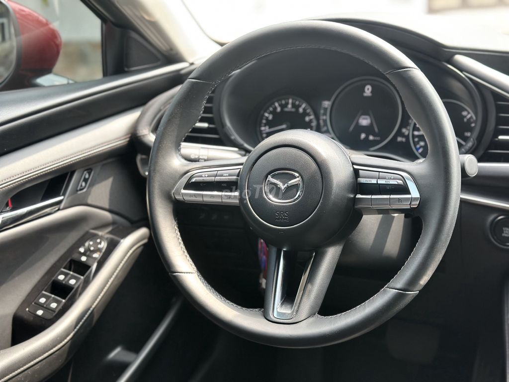 Mazda 3 Luxury model 2025 lướt đẹp như mới. Mua bán Ô tô tại Quận Gò Vấp Tp Hồ Chí Minh được đăng bởi Danh 631 hình 4