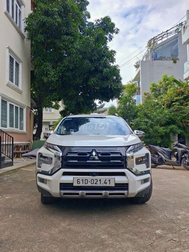 Mitsubishi Xpander Cross 2024 Trắng. Mua bán Ô tô tại Thành phố Thủ Đức Tp Hồ Chí Minh được đăng bởi Ms. Tú hình 2