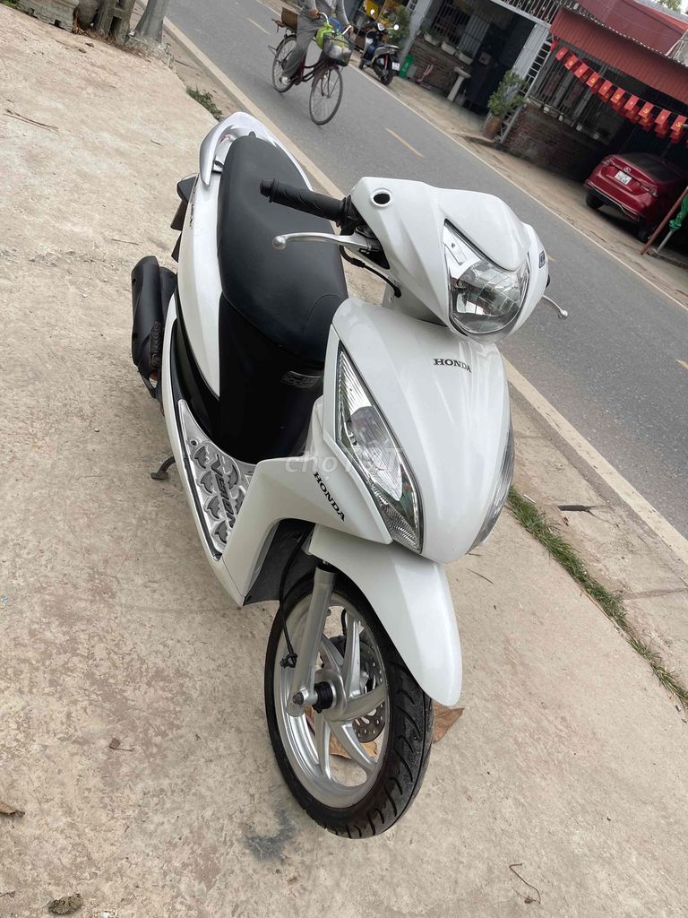 mình có chiếc vision máy êm xe sạch đẹp. Mua bán Xe máy tại Huyện Thuỷ Nguyên Hải Phòng được đăng bởi Minh hình 6