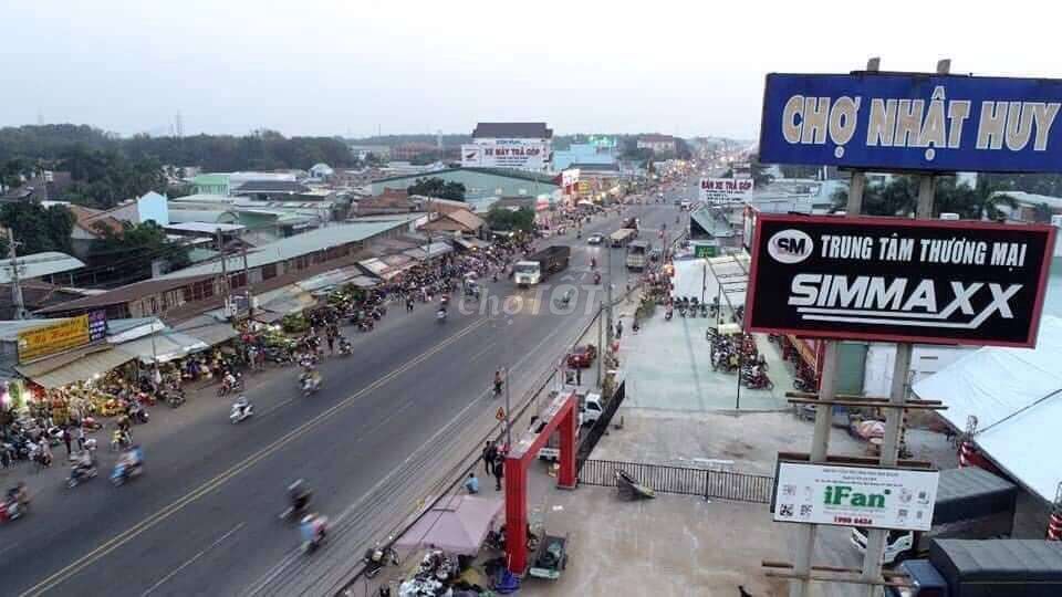 Đất Ngay Ngã Tư hòa lợi, gần chợ nhật huy,UBND Đường ĐT 741 Thị xã Bến Cát Bình Dương