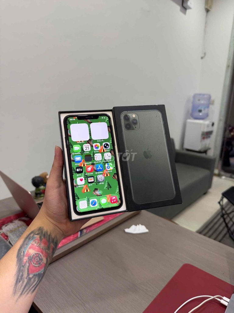Apple iPhone 11 Pro Max 512GB Xám. Mua bán Điện thoại tại Quận Đống Đa Hà Nội được đăng bởi KT Hà Nội Mobile hình 1