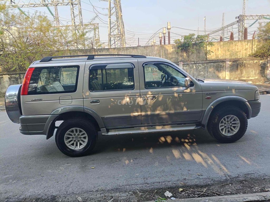 Ford Everest Vàng cát 7 chỗ. Mua bán Ô tô tại Quận Hà Đông Hà Nội được đăng bởi Hiệp Xoăn Hà Đông hình 6