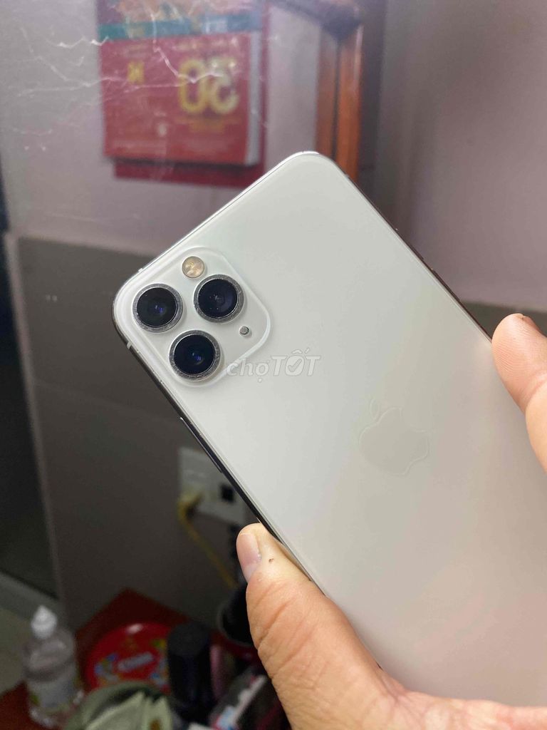 Iphone 11pro trắng full chức năng ngoại hình đẹp. Mua bán Điện thoại tại Huyện Bắc Tân Uyên Bình Dương được đăng bởi Cầm Đồ Tuấn Anh hình 1
