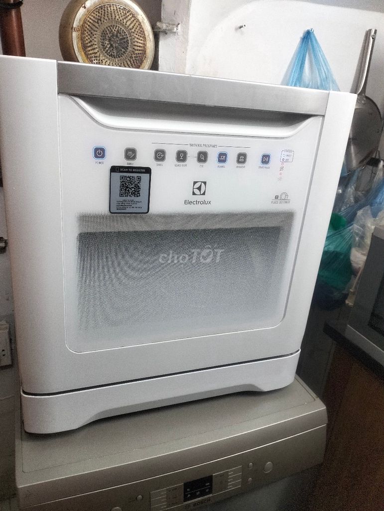 Máy rửa bát Electrolux Trắng Đã qua sử dụng. Mua bán Bếp, lò, đồ điện nhà bếp tại Quận Hoàng Mai Hà Nội được đăng bởi Cửa hàng Ngọc Hùng hình 1