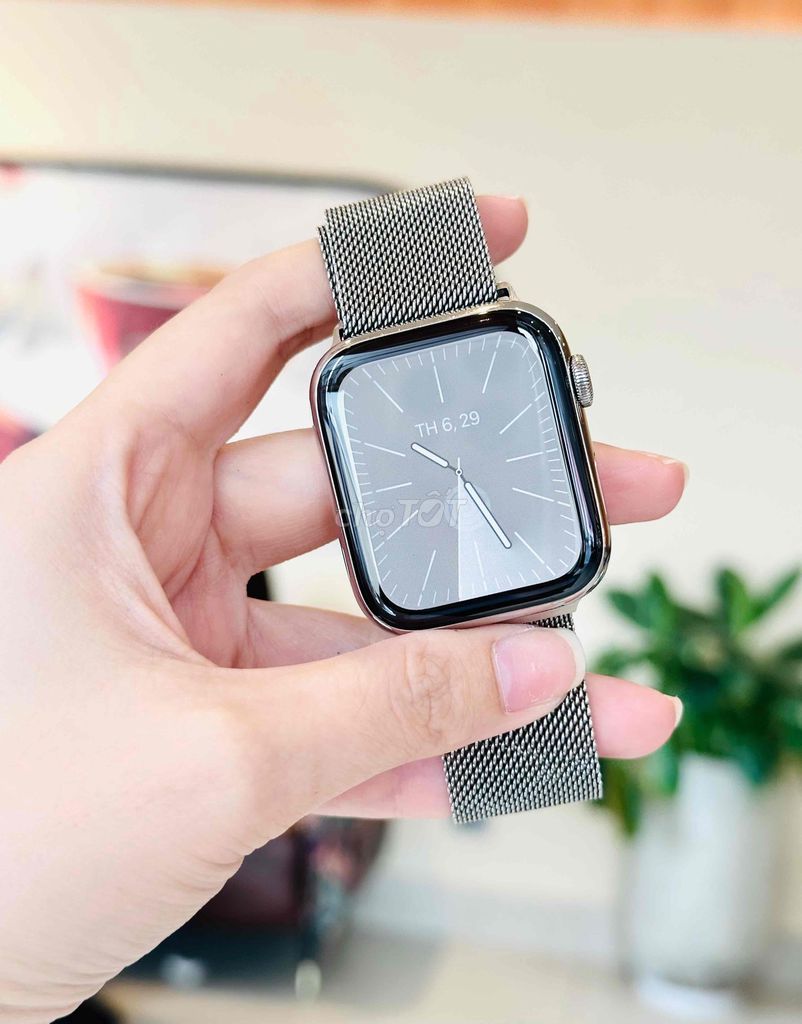 APPLE WATCH S5 44MM THÉP TRẮNG ADD ESIM