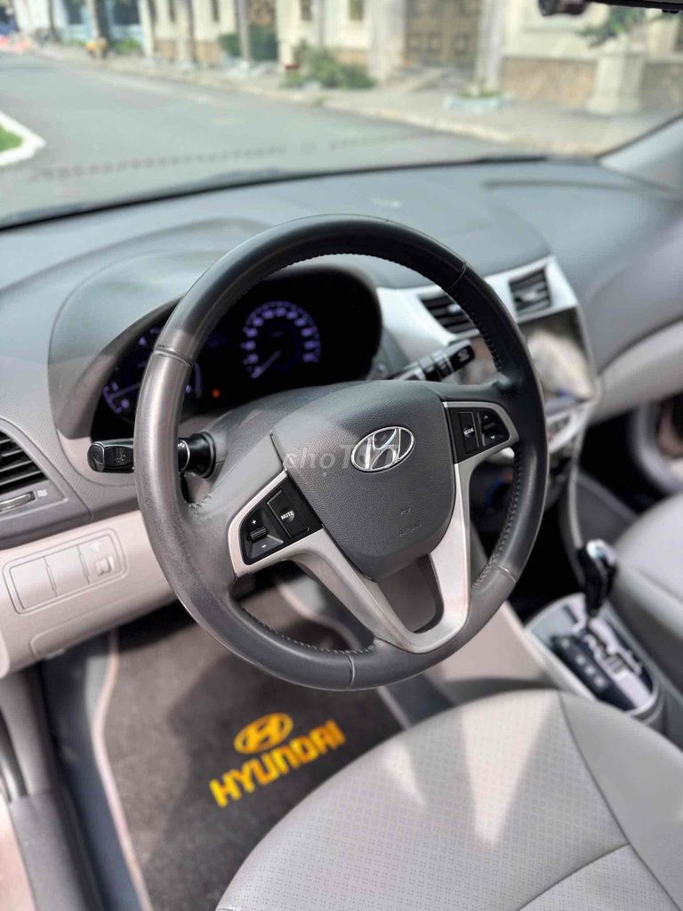 Hyundai Accent 2013 1.4 AT - 90000 km. Mua bán Ô tô tại Quận Gò Vấp Tp Hồ Chí Minh được đăng bởi Ms Thư  hình 2