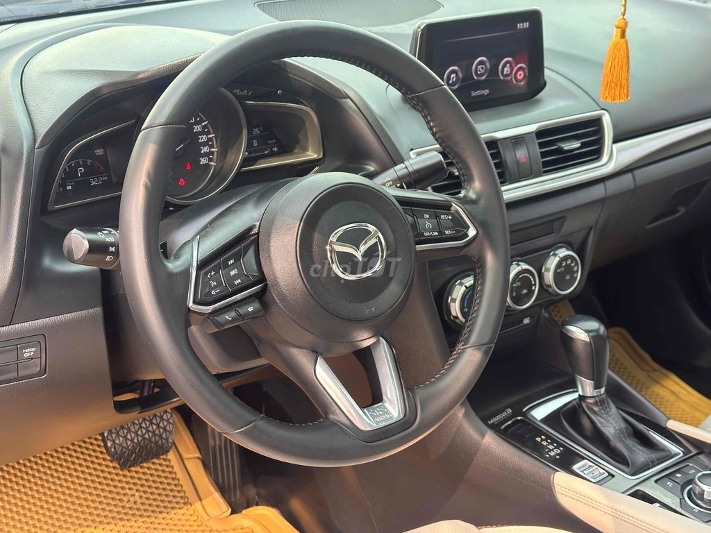 Mazda 3 2019 1.5L Luxury Đỏ 72000 km. Mua bán Ô tô tại Quận Hoàng Mai Hà Nội được đăng bởi NHẬT DOANH AUTO  hình 6