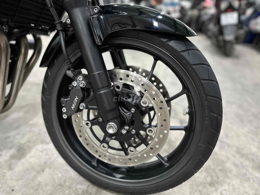 Honda CB400 Super Four 2018 bản kỉ niệm 25 năm. Mua bán Xe máy tại Quận Gò Vấp Tp Hồ Chí Minh được đăng bởi Danh Phan 399 hình 6