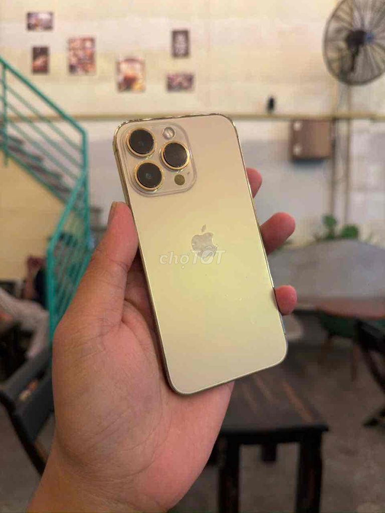 iPhone 13 Pro 128GB Vàng Đã sử dụng. Mua bán Điện thoại tại Quận Tân Phú Tp Hồ Chí Minh được đăng bởi Lam Store hình 1