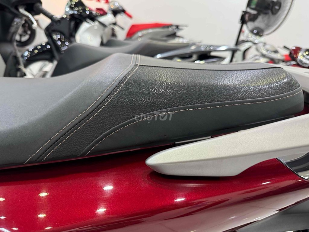 sh125abs đỏ đen Sporty bstp zin keng .. Mua bán Xe máy tại Quận Phú Nhuận Tp Hồ Chí Minh được đăng bởi XeMáy MinhThứ59  hình 9