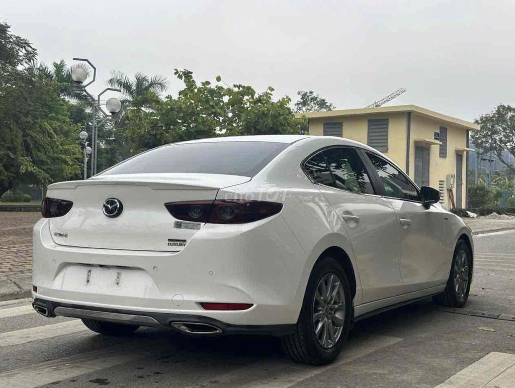Mazda 3 1.5L Luxury 2020. Mua bán Ô tô tại Quận Long Biên Hà Nội được đăng bởi Trang Gala hình 4