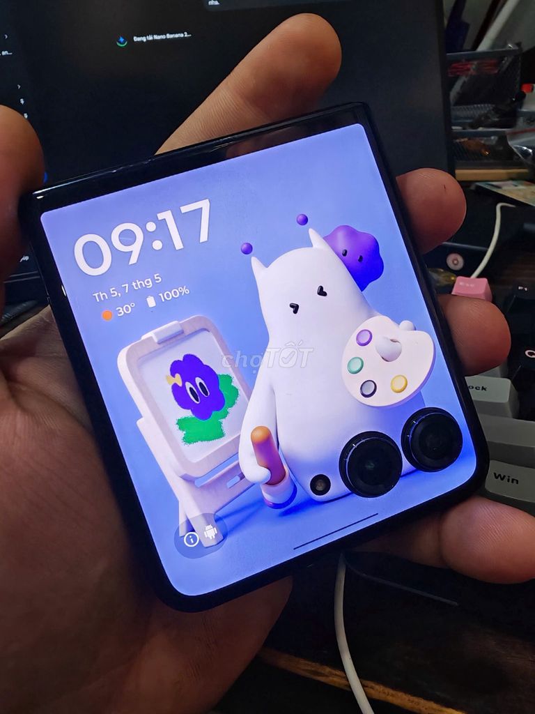 Motorola Razr Plus 2025 (60 Pro). Mua bán Điện thoại tại Quận 4 Tp Hồ Chí Minh được đăng bởi Thiên Triều hình 1