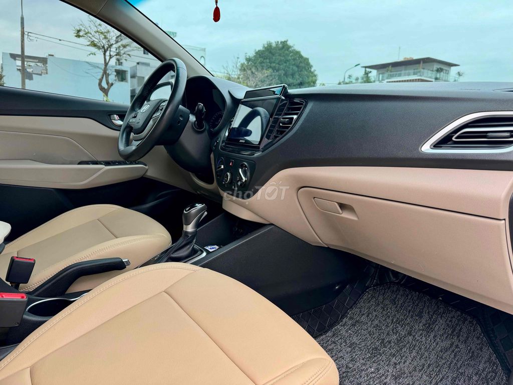 Hyundai Accent 2023 1.4 AT - 23000 km. Mua bán Ô tô tại Quận Cẩm Lệ Đà Nẵng được đăng bởi nguyễn văn khoa hình 17