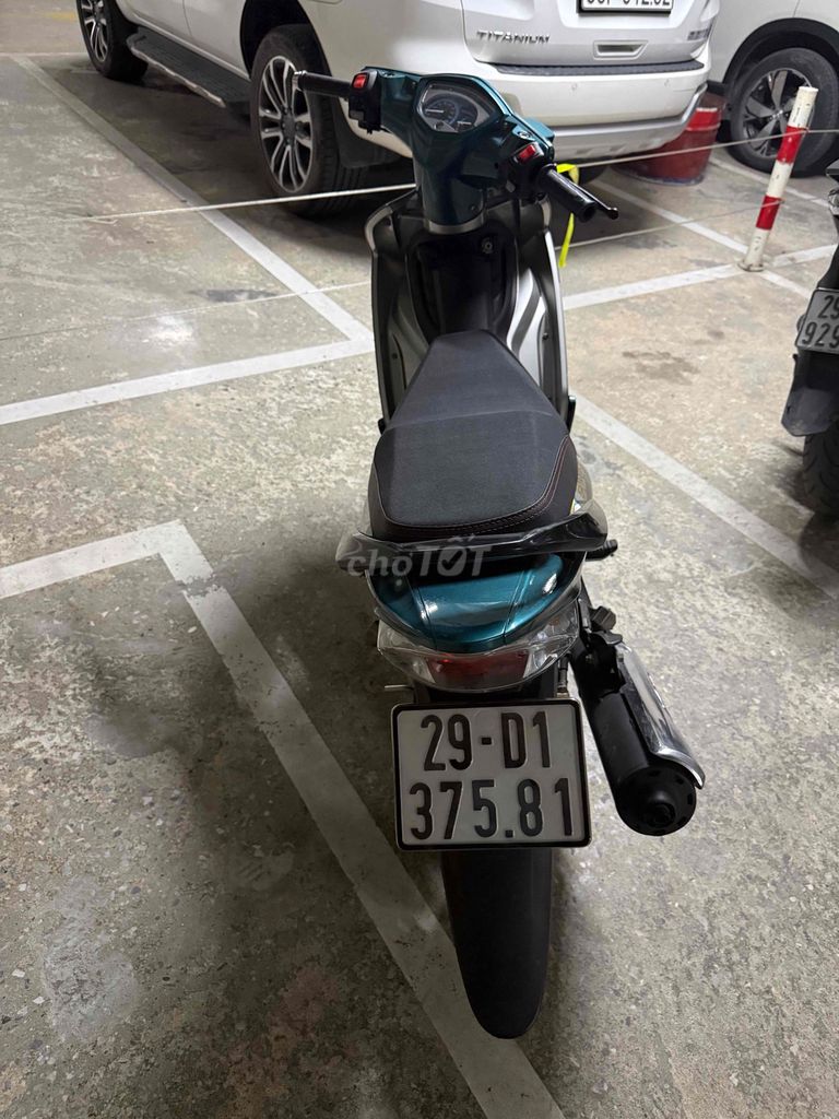 Yamaha Exciter 5-ступка механике в ретро-обвесе