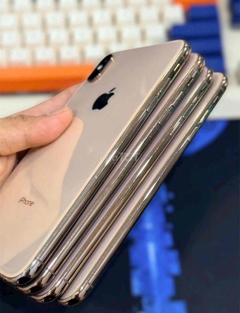 Apple iPhone Xs Max 64GB Vàng Qt 4triệu X. Mua bán Điện thoại tại Thành phố Thủ Đức Tp Hồ Chí Minh được đăng bởi Uyên Phạm hình 1