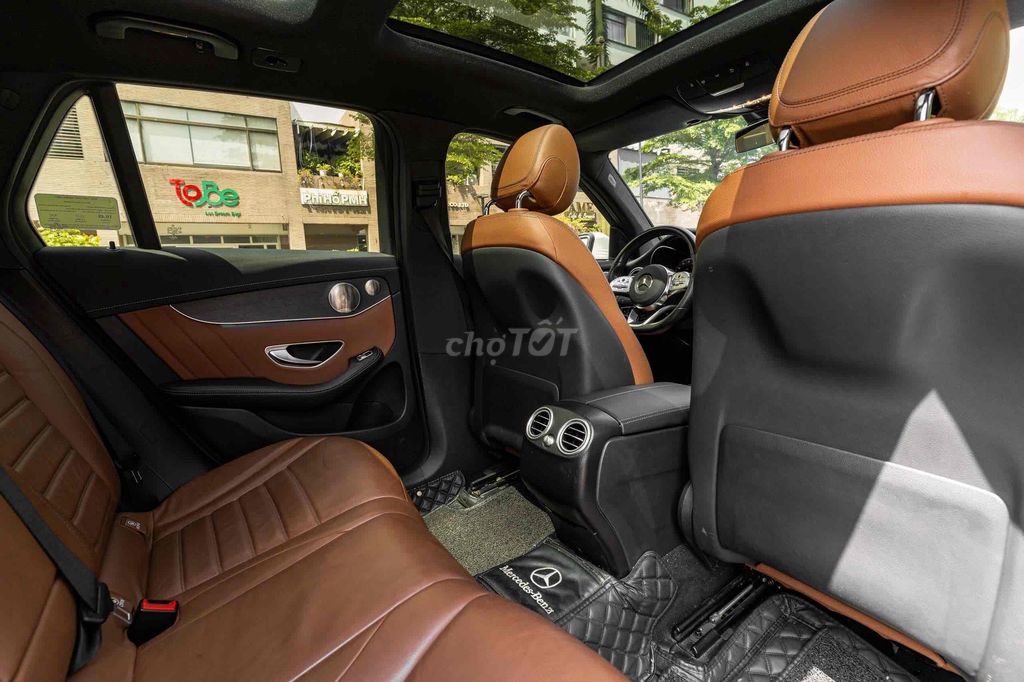GLC300 AMG 2023 công ty 1 chủ từ đầu siêu đẹp. Mua bán Ô tô tại Quận 7 Tp Hồ Chí Minh được đăng bởi Dương Phương hình 11
